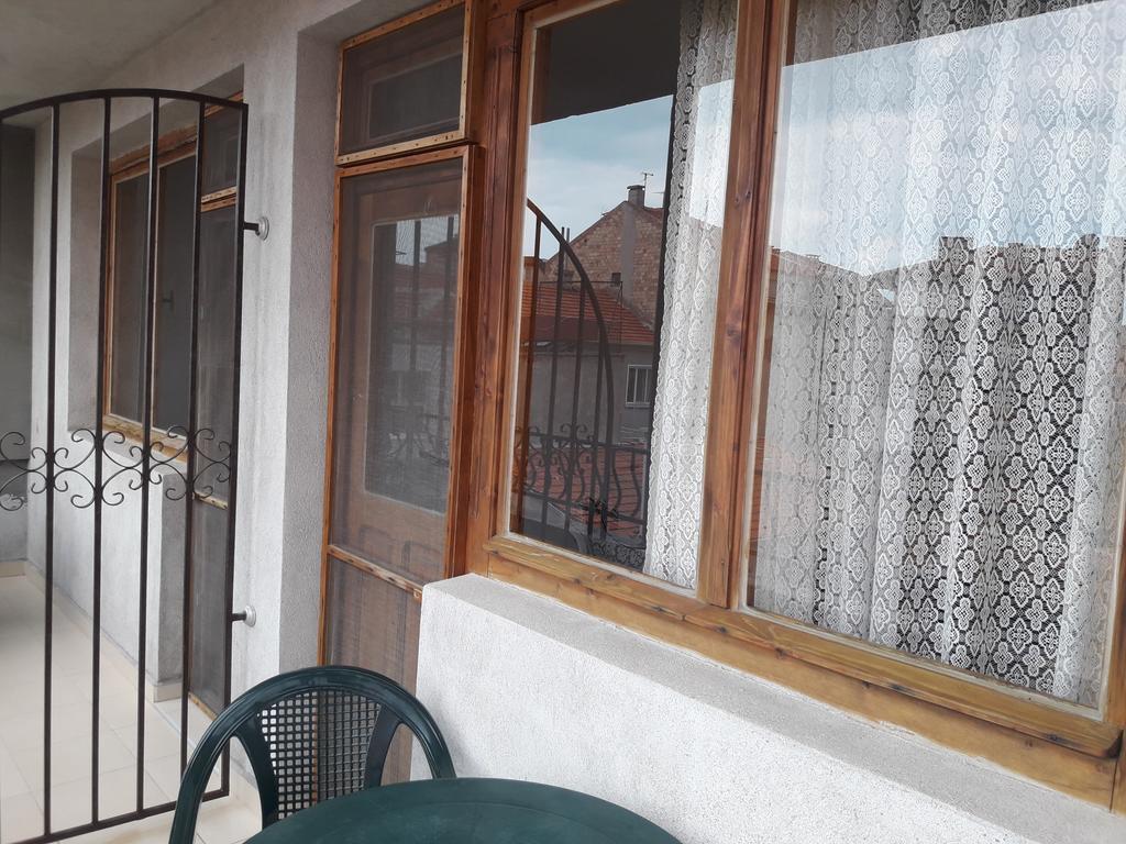 Georgievi Guest House Pomorie Exterior foto